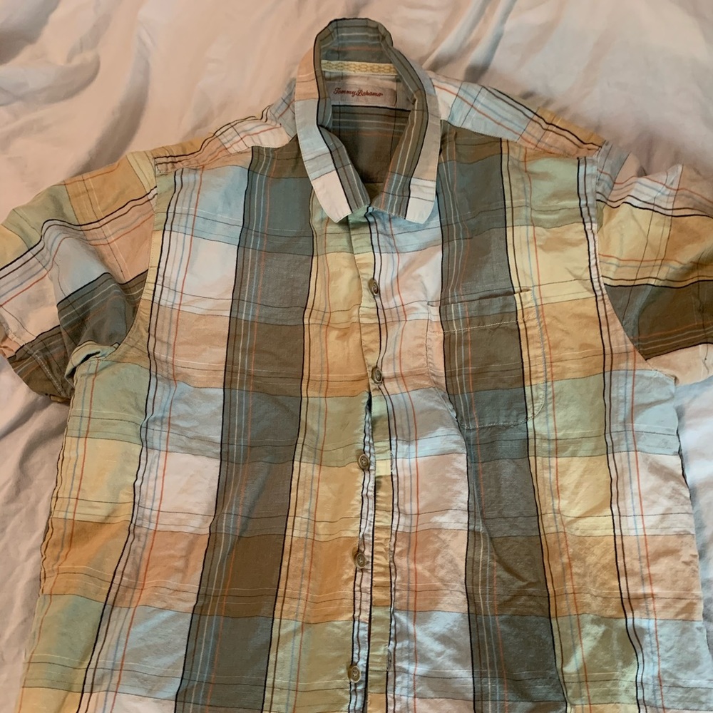 Tommy Bahama Button up camp shirt